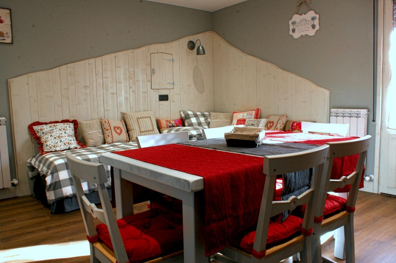 Apartamentos El Rincón de Andrea II Biescas  Exterior foto