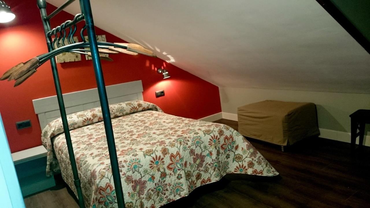 Apartamentos El Rincón de Andrea II Biescas  Exterior foto